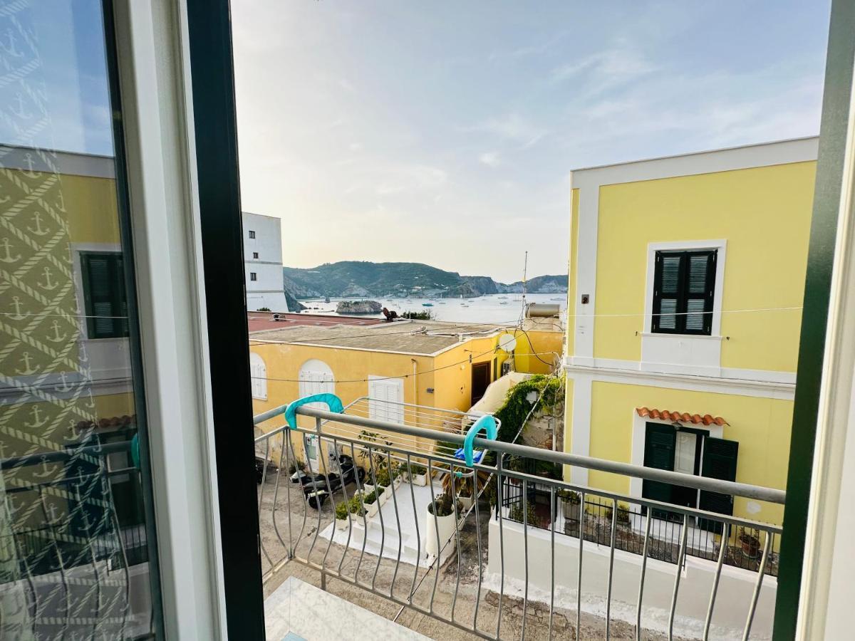 Sky Ponza - Immobilevante Bagian luar foto