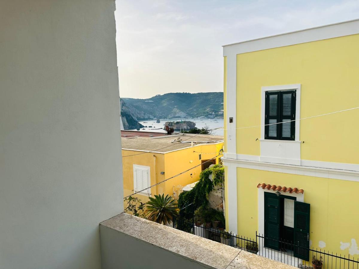Sky Ponza - Immobilevante Bagian luar foto